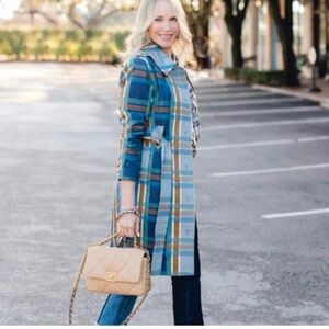 Cabi Highclere Trench Coat Womens M Modern Plaid Blue Brown Cream Tailored NWT